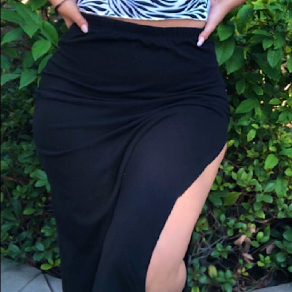 black maxi slit skirt